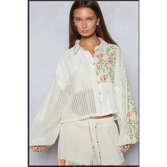 Summer Clearout 🩷🩷 Floral Patchwork & lace Top - Picture 1 of 4